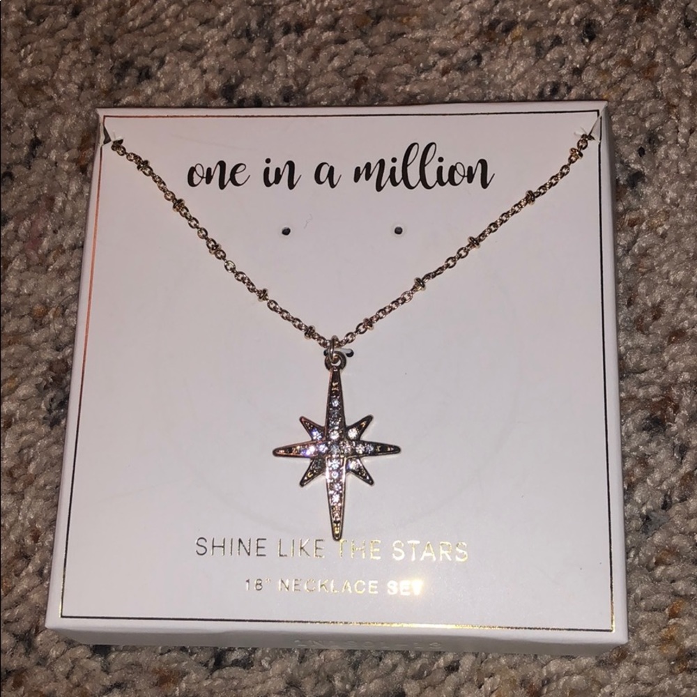 star necklace